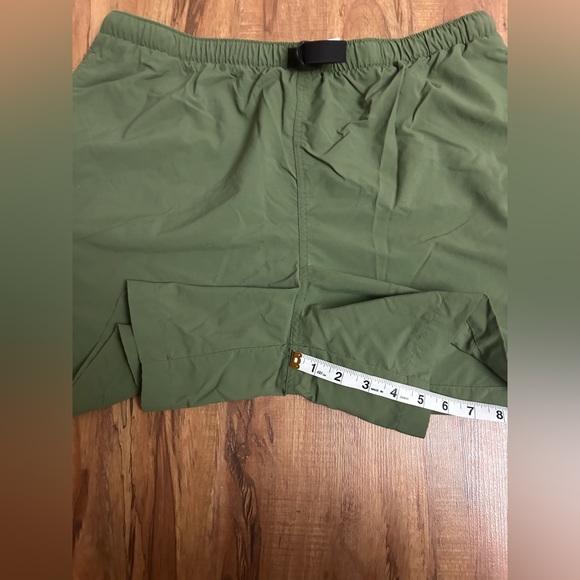 Columbia Shorts - Picture 8 of 8